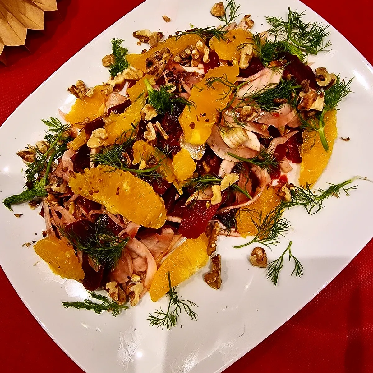 Fenchel-Orangen-Salat mit Rote Bete, Walnüssen und Dill